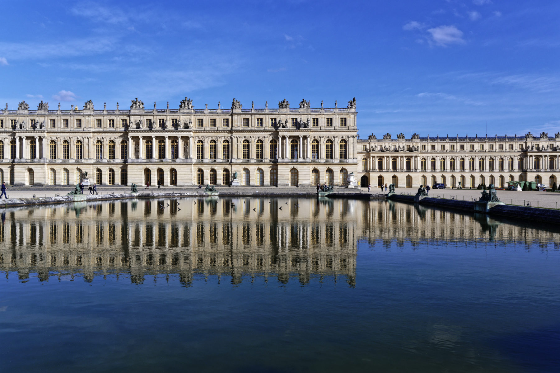 Returning to Paris by Train from the Palace of Versailles: A Simple and Practical Guide